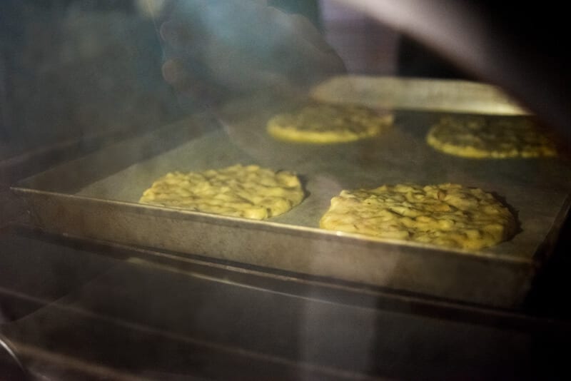 cialde-di-riso-forno-a-legna Gefüllte Tintenfische mit knackigen Reis-Oblaten