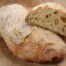 Hornear el pan en el horno de leña: ¿a qué temperatura y durante cuánto tiempo?