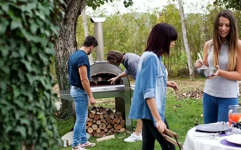 The best outdoor wood-fired oven: a guide for the right choice