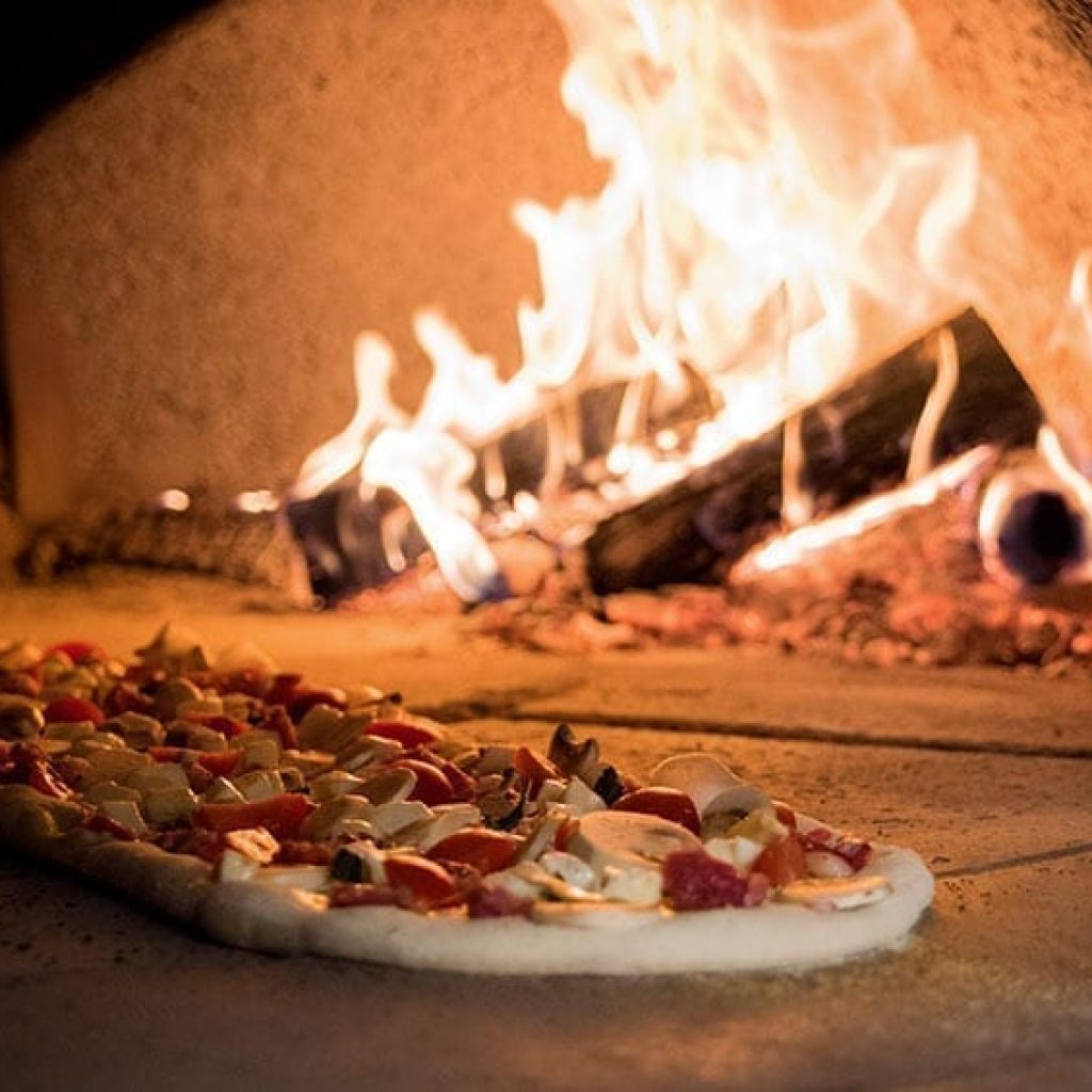 Pizza alla pala: dall'impasto alla cottura, tutto quello che devi sapere