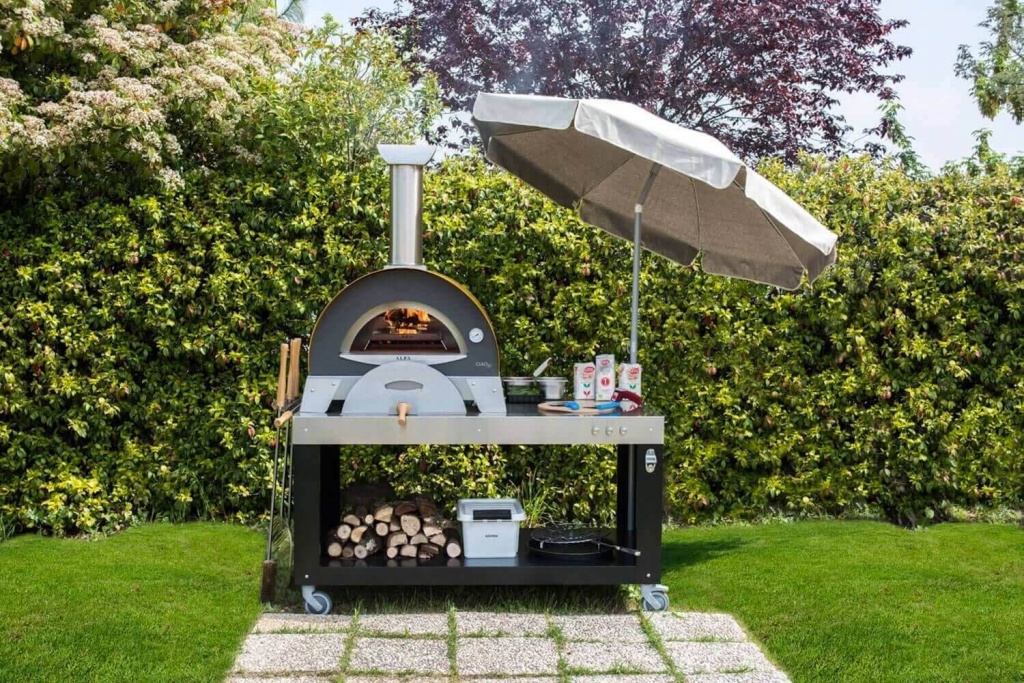 Outdoor wood-fired ovens with wheels: Alfa Forni's proposals | Alfa Forni