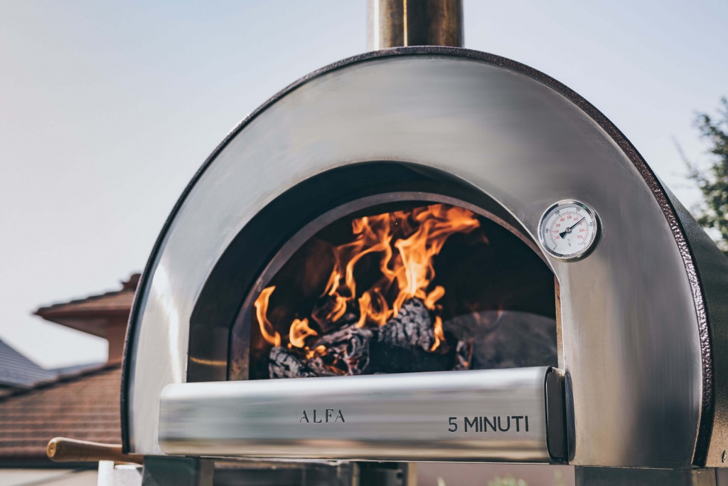 Die Eigenschaften der besten Holzpizzaöfen | Alfa Forni
