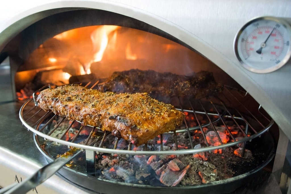 Cosa si può cucinare nel forno a legna? Ricette e consigli | Alfa Forni