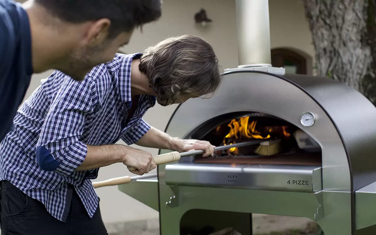 Cosa si può cucinare nel forno a legna? Ricette e consigli