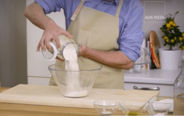 Hoe eenvoudig deeg kneden zonder een mixer? | Alfa Forni