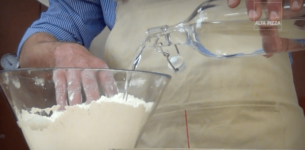 How to knead dough easily without a stand mixer | Alfa Forni