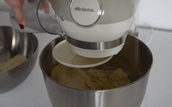 Video ricetta PANE integrale ai semi misti fatto in casa. | Alfa Forni