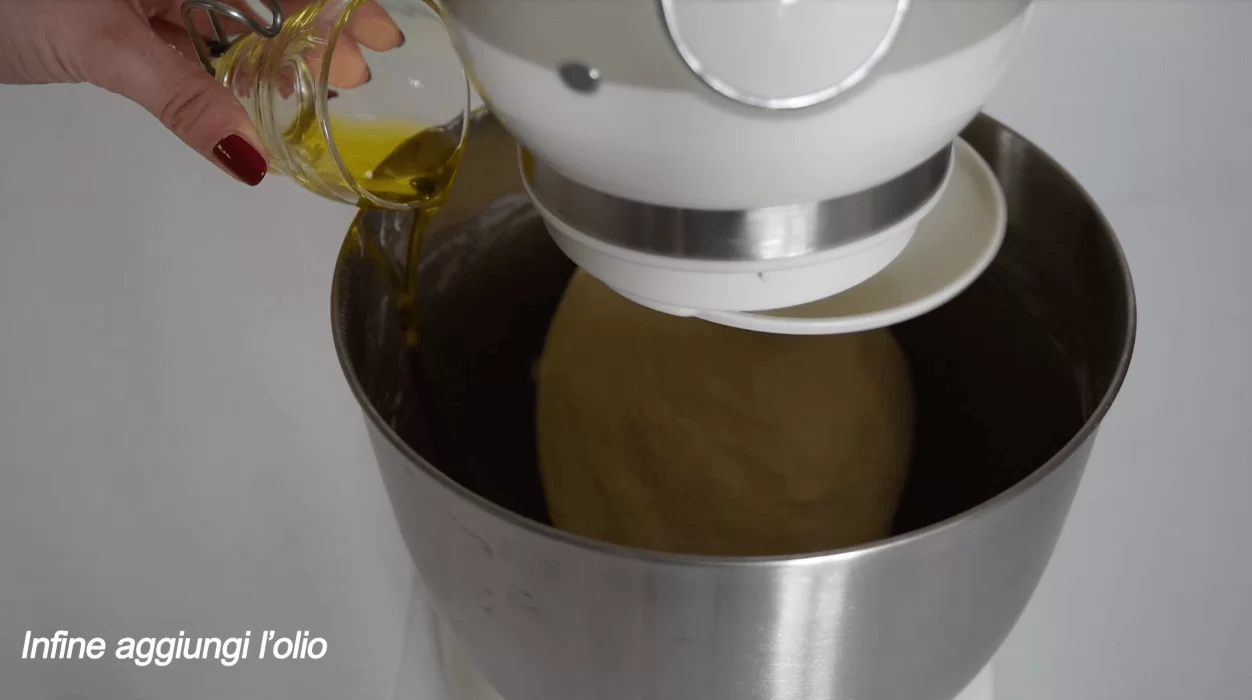 Video ricetta PIZZA fatta in casa, cucinata nel forno a legna o a gas ONE