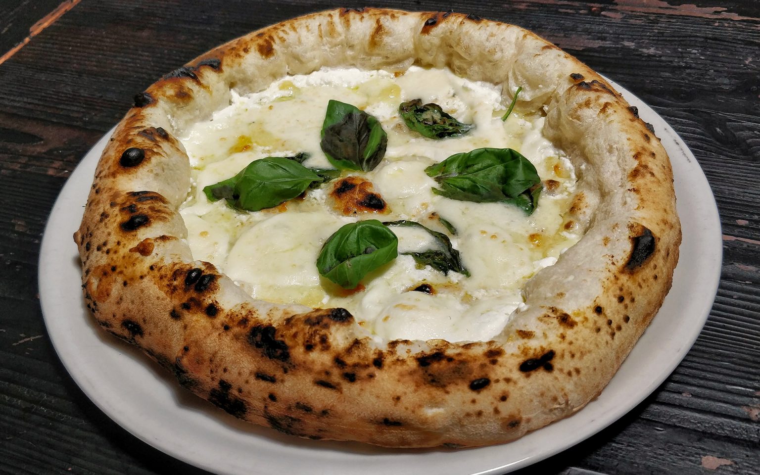 Wie Viele Kalorien Hat Selbstgemachte Pizza Wieviele Kalorien hat eine Pizza? Pizza allein macht nicht dick! | Alfa