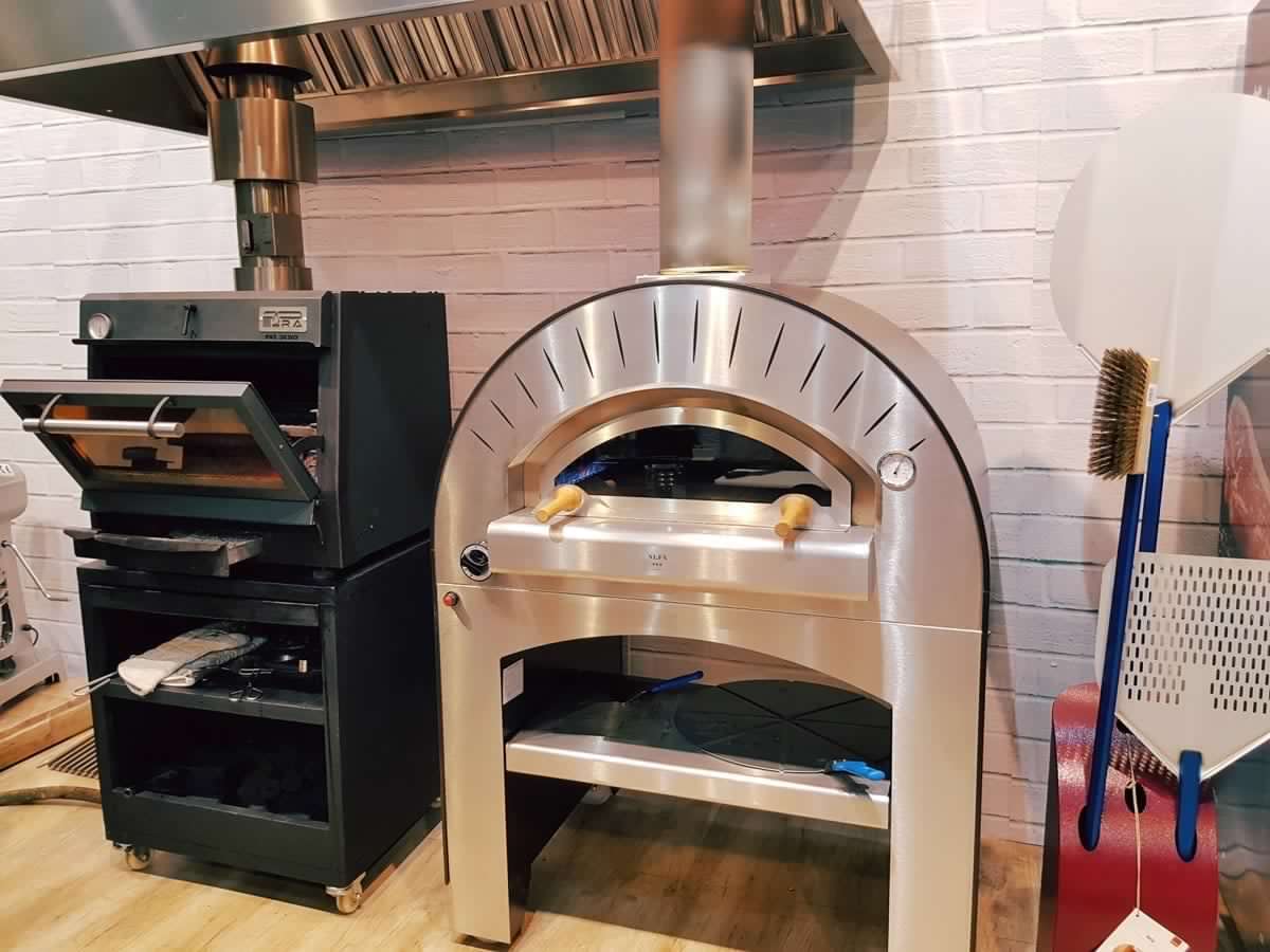 Più spazio nel tuo locale con i piccoli forni per pizza e i forni da incasso | Alfa Forni