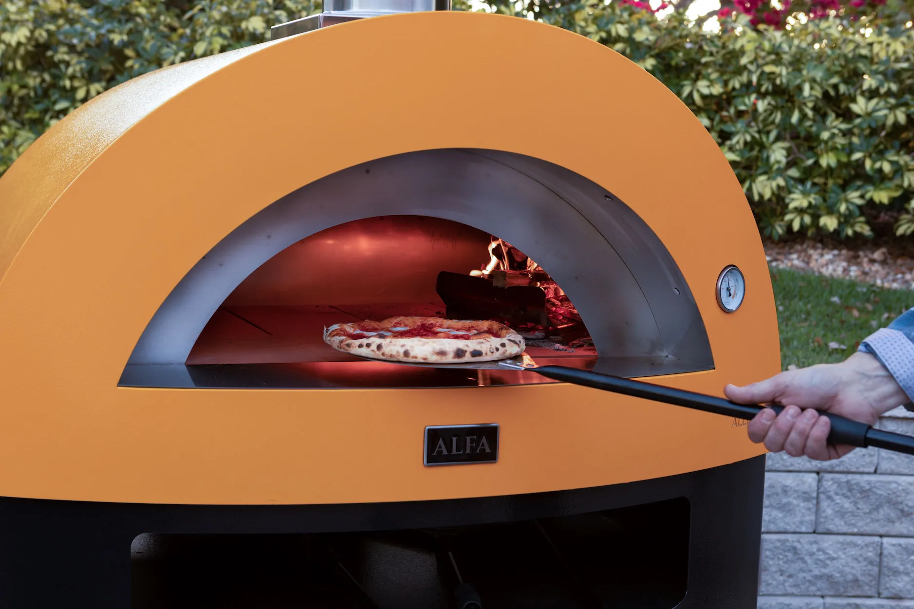 Auch zu Hause perfekte Pizzen backen Mit Alfa-Öfen wie in einer echten Pizzeria