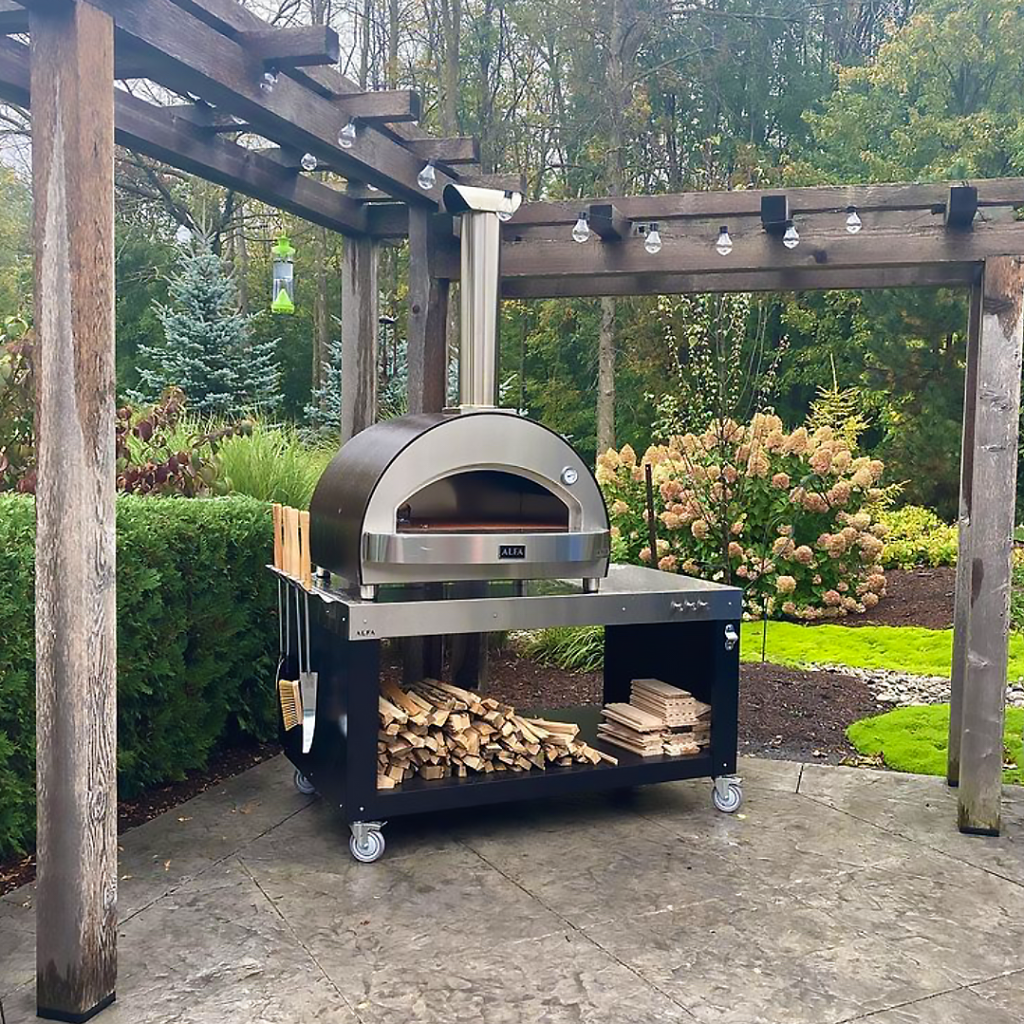 Where to put a wood-burning oven for pizzas? | Alfa Forni